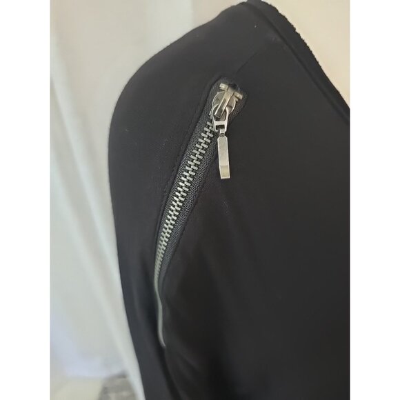 CHICOS Black Cold Shoulder Open Zippers Long Sleeves Stretch T Shirt  size 2 L - Picture 3 of 10